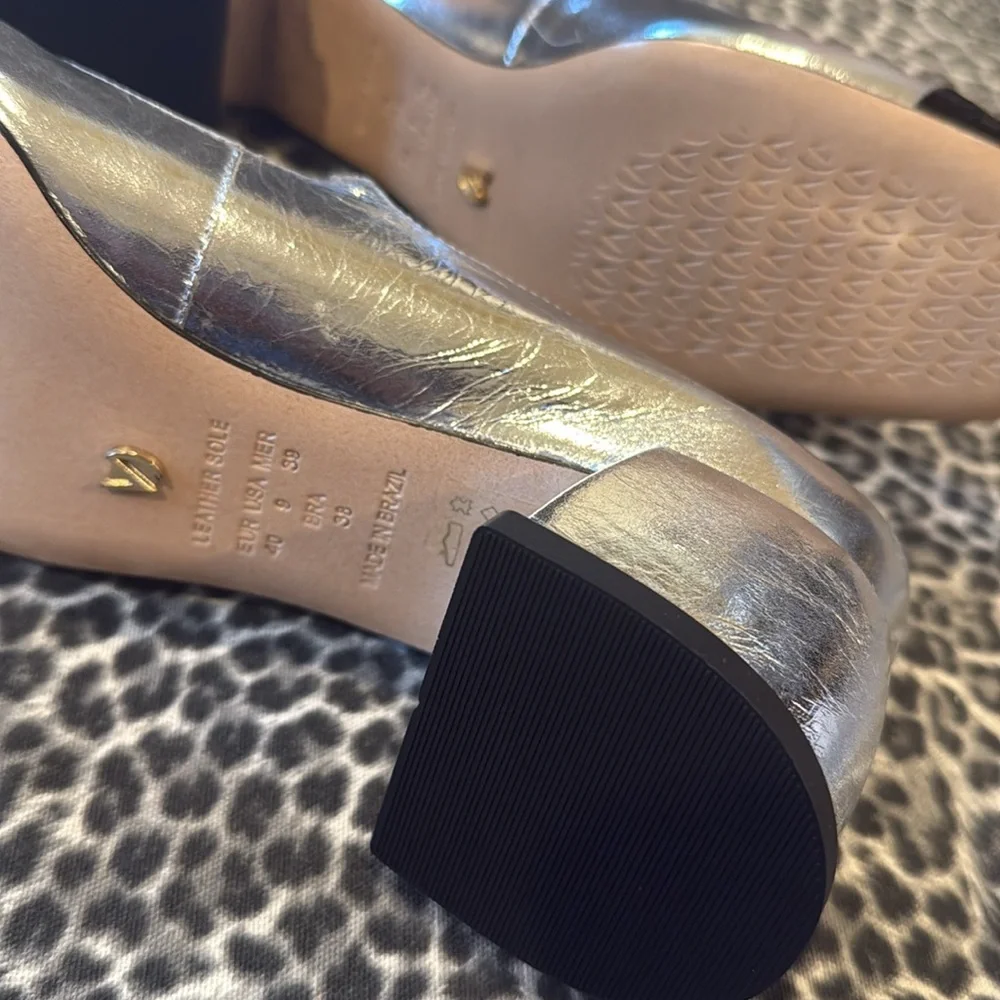 Anthropologie Vicenza ColorBlock MaryJanes Silver Patent Black Size 40 NIB